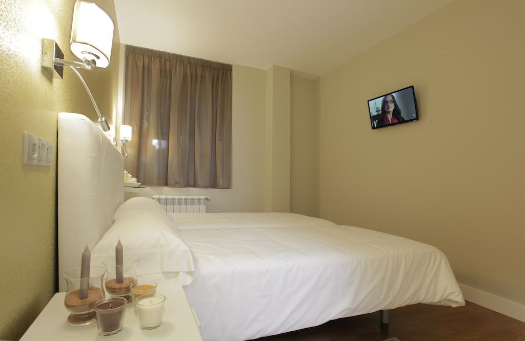 Hotel Rosal Oviede Chambre photo