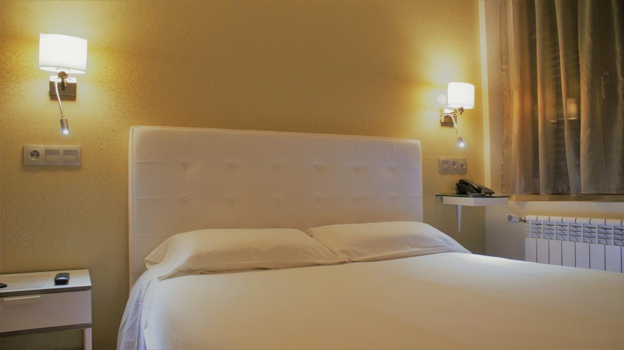 Hotel Rosal Oviede Extérieur photo