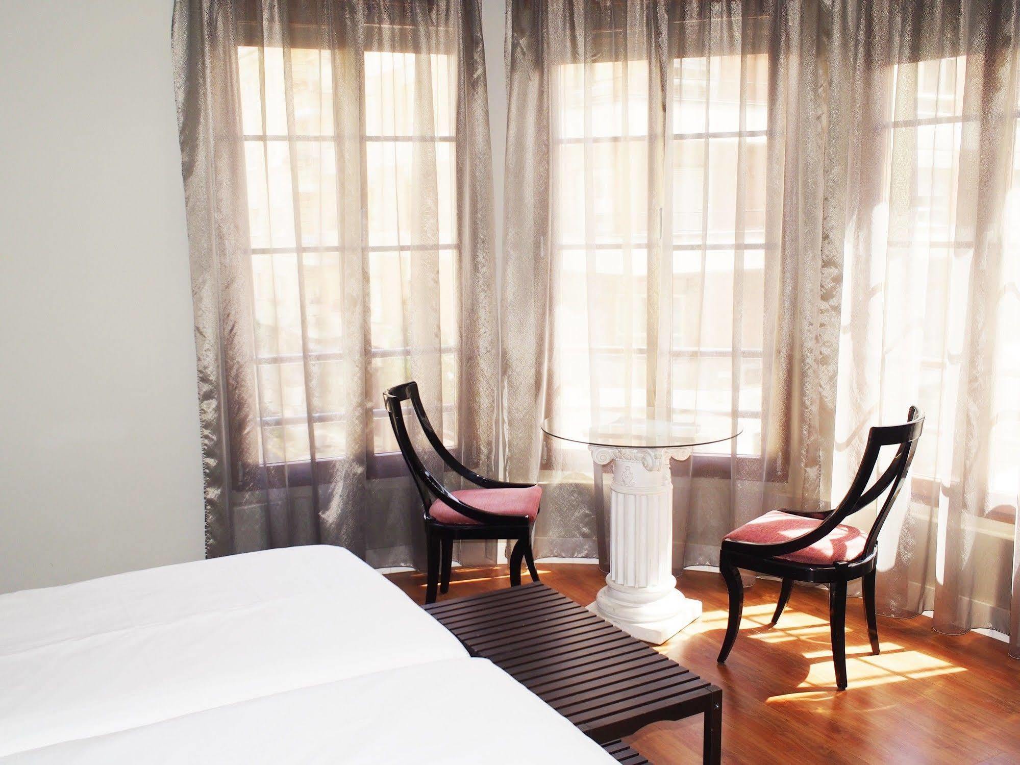 Hotel Rosal Oviede Extérieur photo